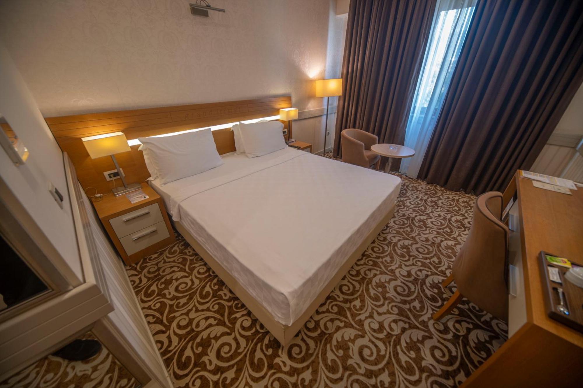 Grand Itimat Hotel Деницли Экстерьер фото