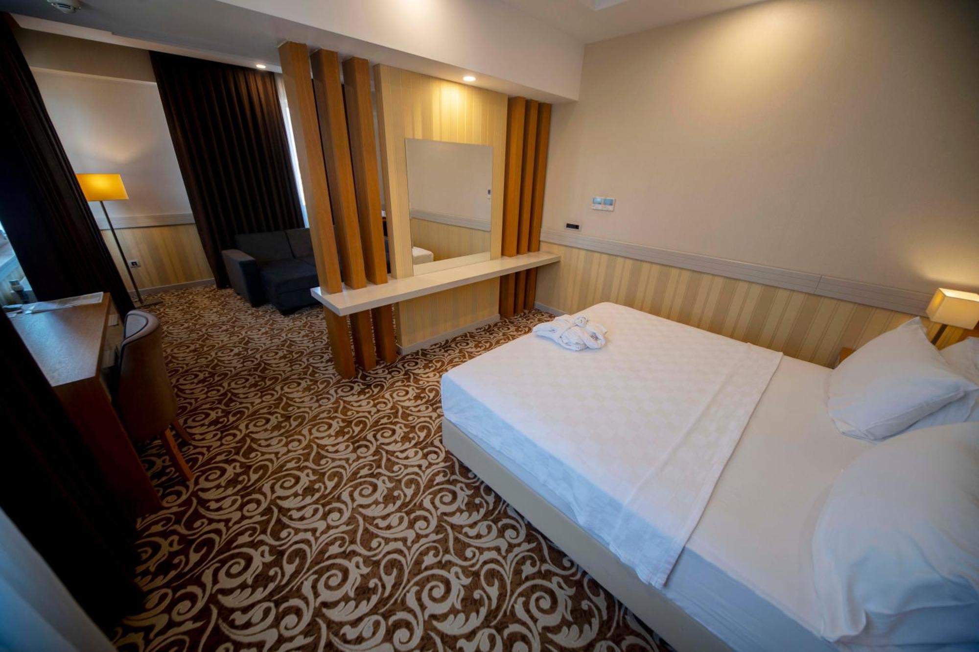 Grand Itimat Hotel Деницли Экстерьер фото